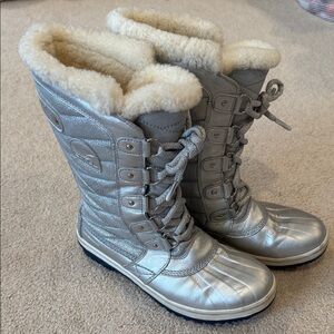 Sorel Metallic Silver Women’s Winter Boots